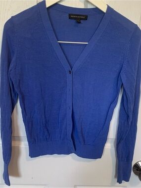 Banana Republic Women's Blue V-Neck Cardigan
